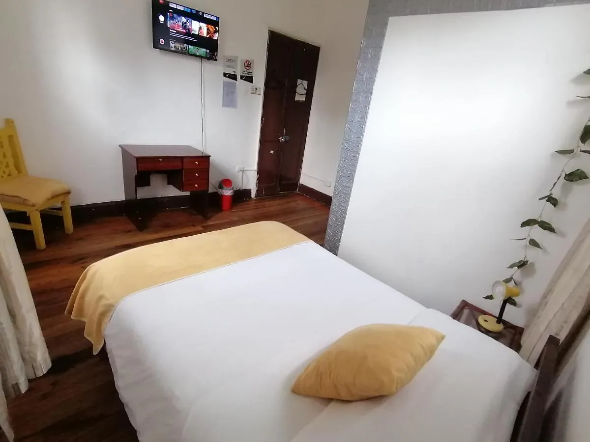 Galapagos Natural Life Hostel Quito
