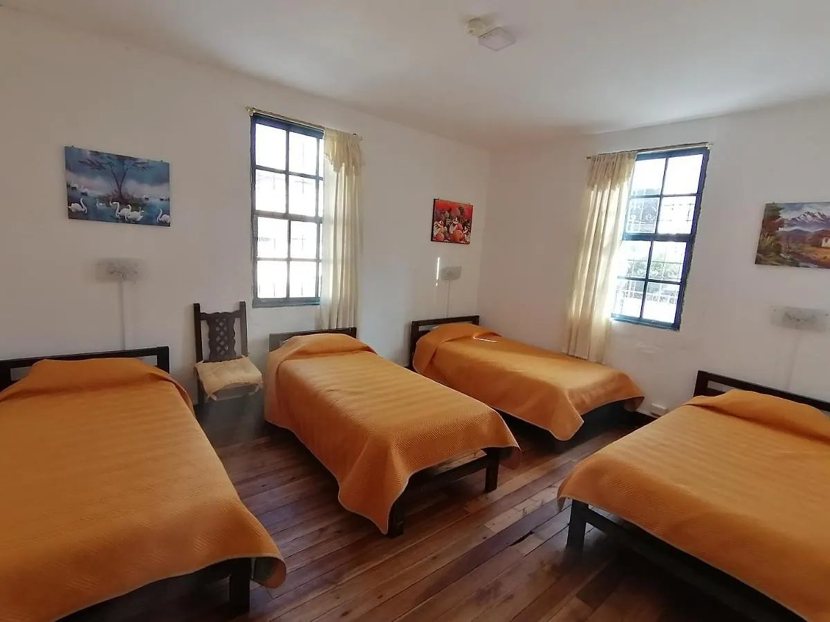 Galapagos Natural Life Hostel Quito