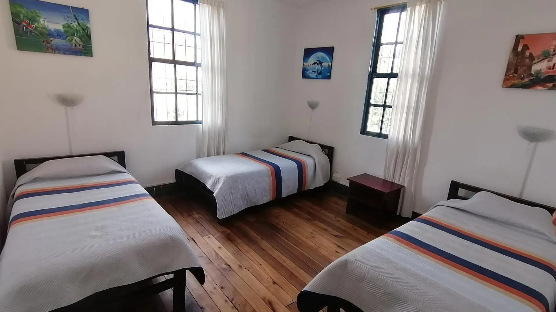Galapagos Natural Life Hostel Quito
